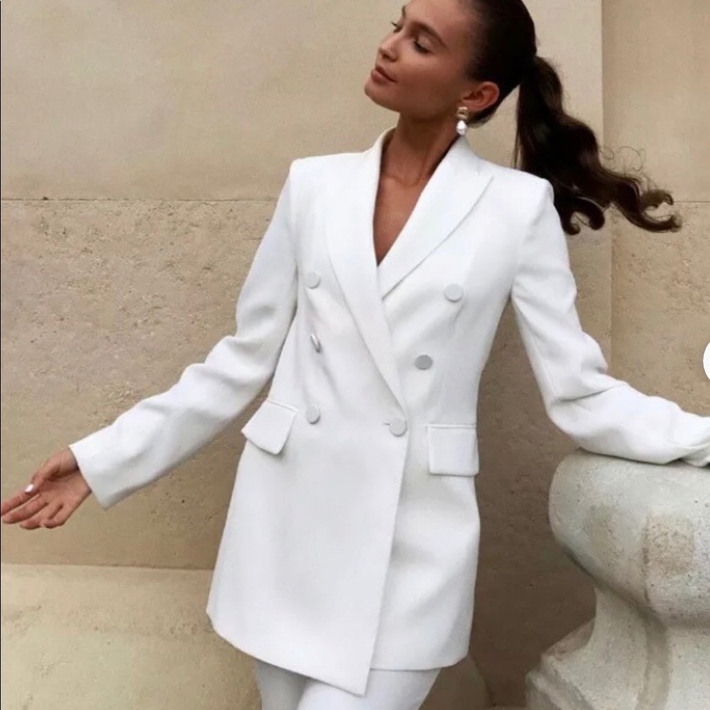 Zara White frock coat (blazer)